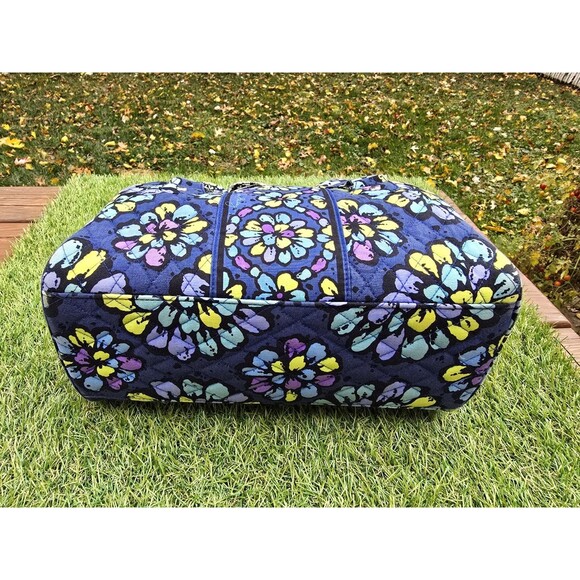 VERA BRADLEY Indigo Pop Blue Purple Green Floral Quilted Shoulder Bag - Picture 6 of 10